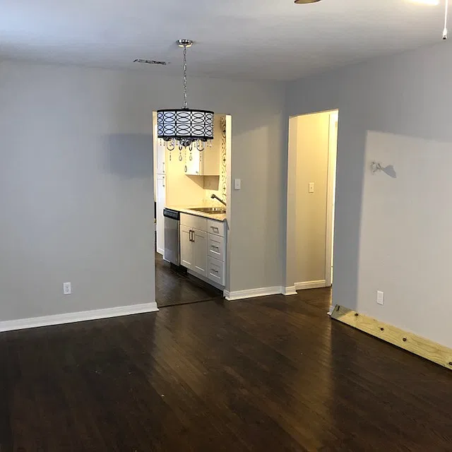 3 bed, 1028 sqft, $1,500 — Photo 2