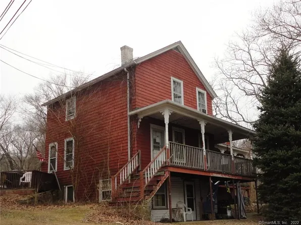 20 Bergman Dr, Uncasville, CT 06382