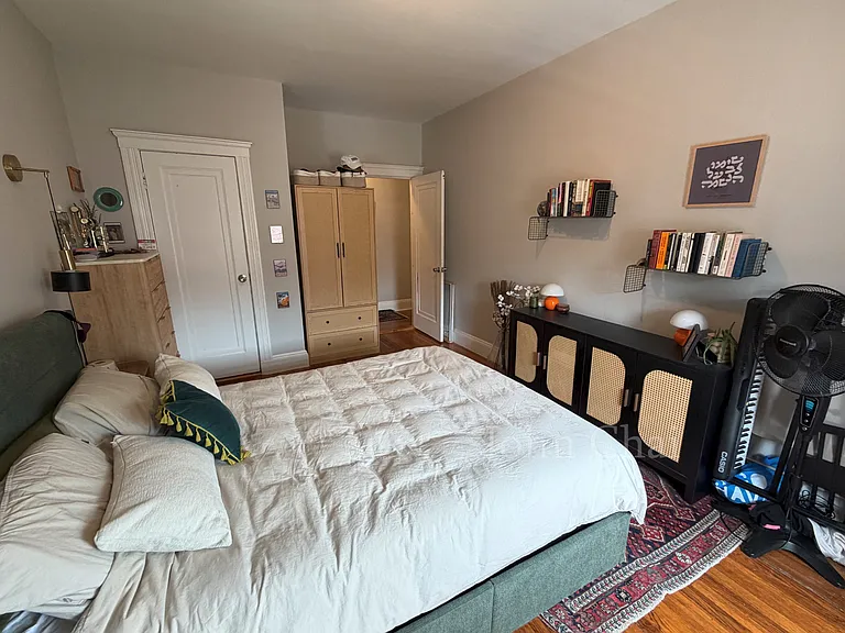55 Linden St #12 — Photo 23