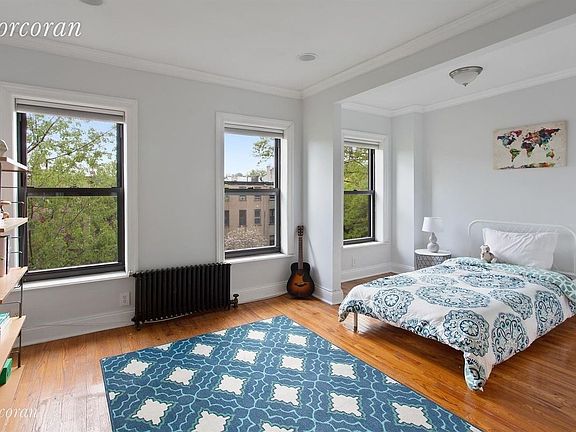 5th image of 22 Clifton Pl