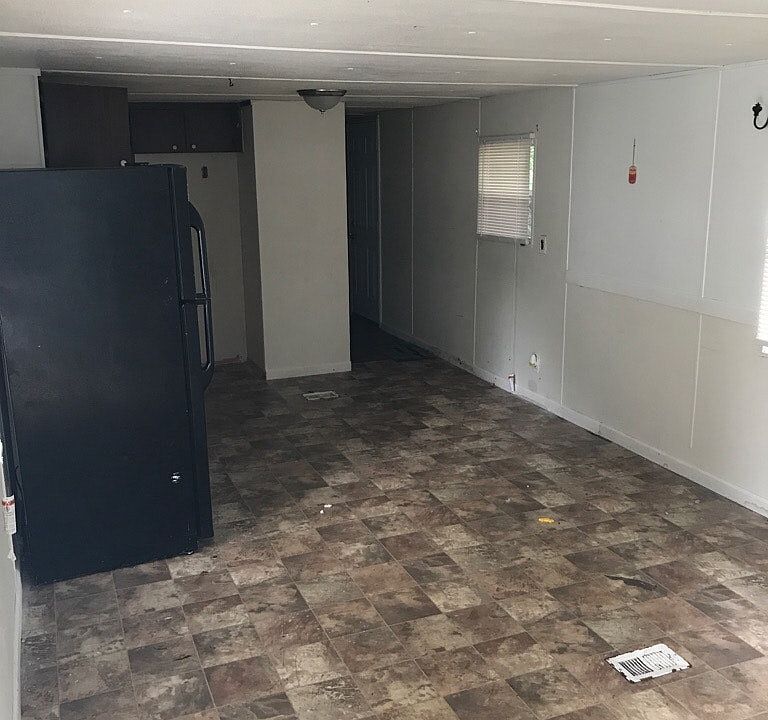 2nd image of 193 Black Forest Trl