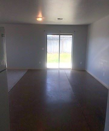 3rd image of 509/511 NE East St