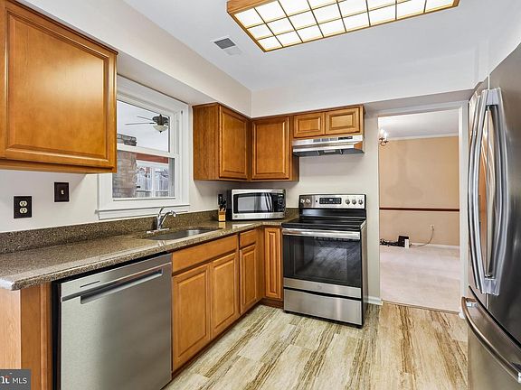 5th image of 12810 Lady Fairfax Cir