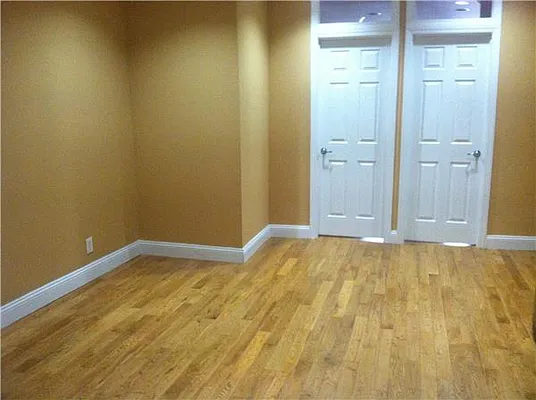 Rented by R New York | media 64