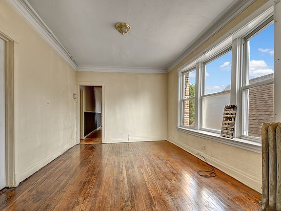 5th image of 6117 S Campbell Ave
