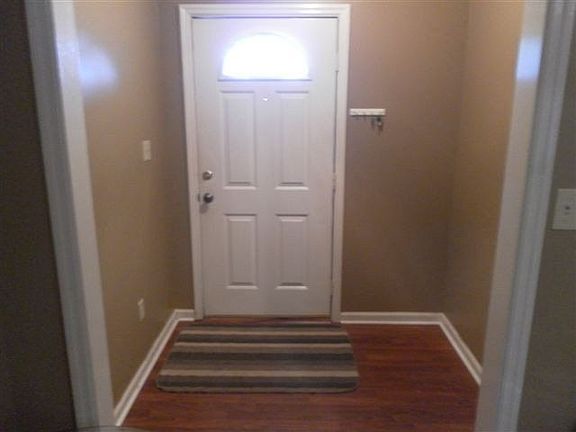 3rd image of 4120 Hamilton Cir