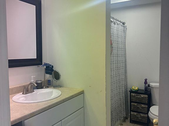 2nd image of 16W520 Lake Dr APT 107