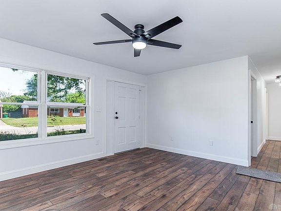 3rd image of 310 Funston Ave