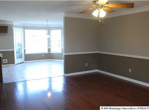 3rd image of 4514 Shadow Hollow Dr