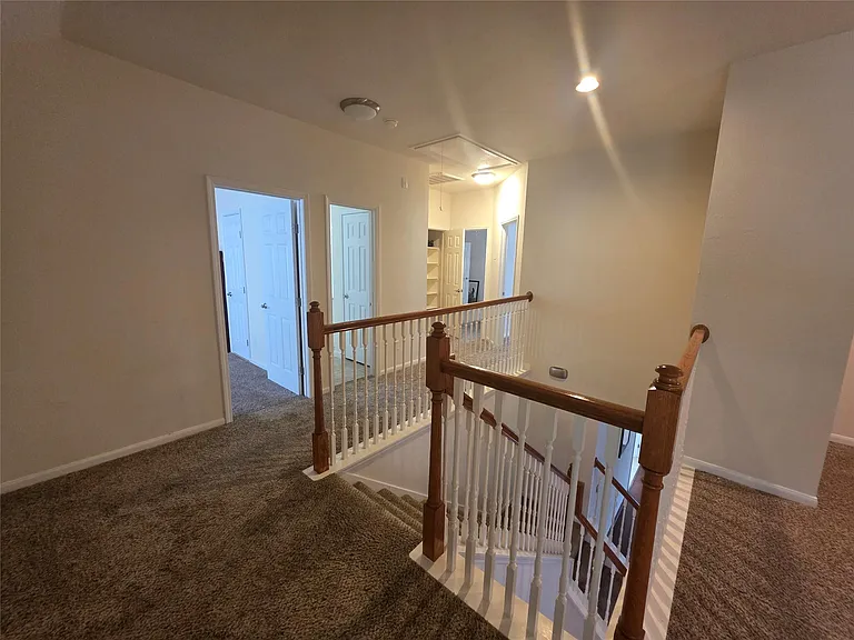 2715 Riverhollow Ln — Photo 26