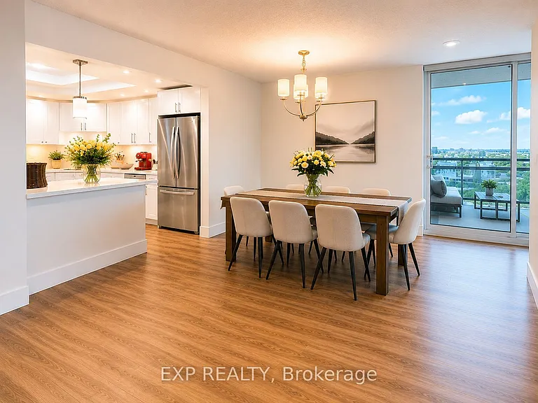 160 George St #1505 — Photo 12