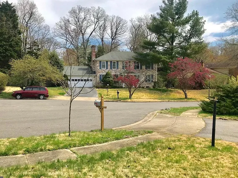 12203 Dillard Pl — Photo 2