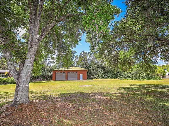 5th image of 15640 Shamrock Dr