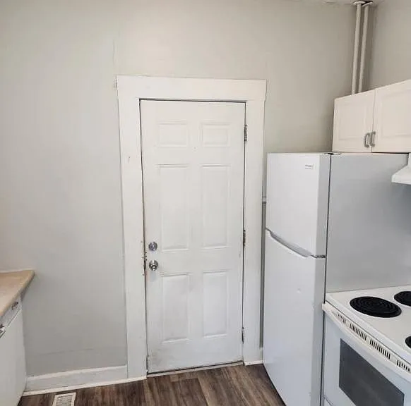 600 N Lake St #B — Photo 3