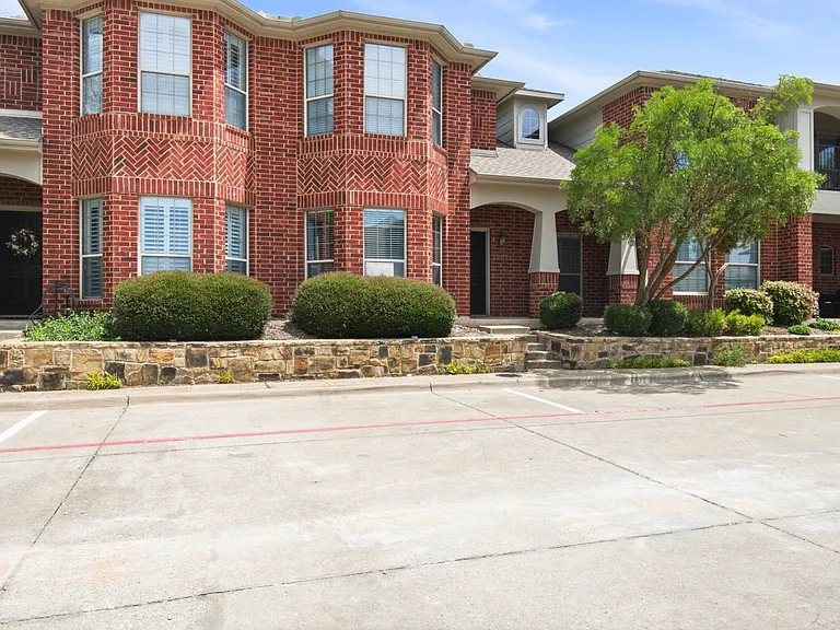 575 S Virginia Hills Dr #2203 — Photo 2