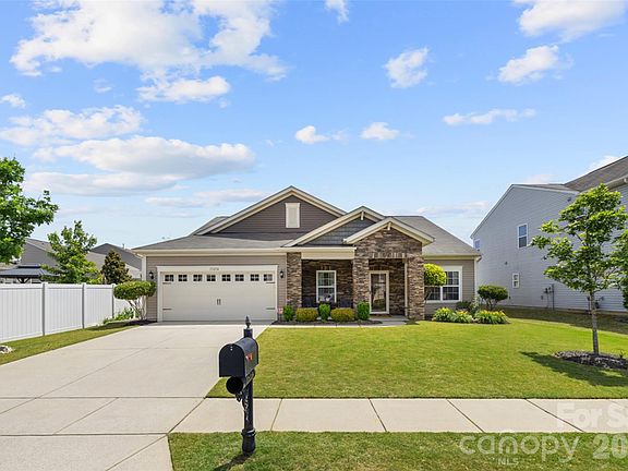 2nd image of 15214 Taylor Ridge Ln