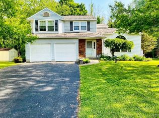 5992 Hebrides Trl, Cicero, NY 13039