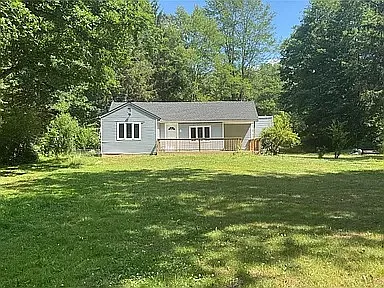 328 Stone School House Rd — Photo 1