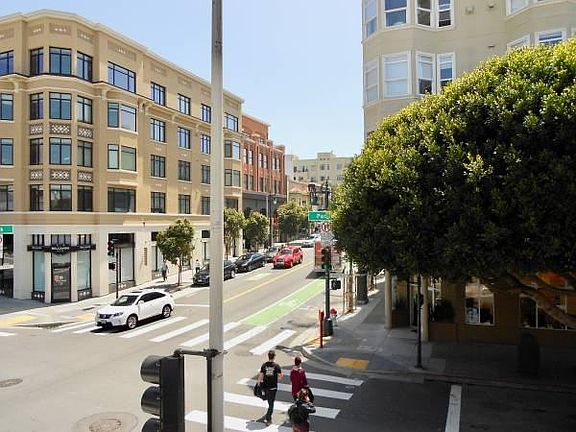 4th image of 1602 Pacific Ave