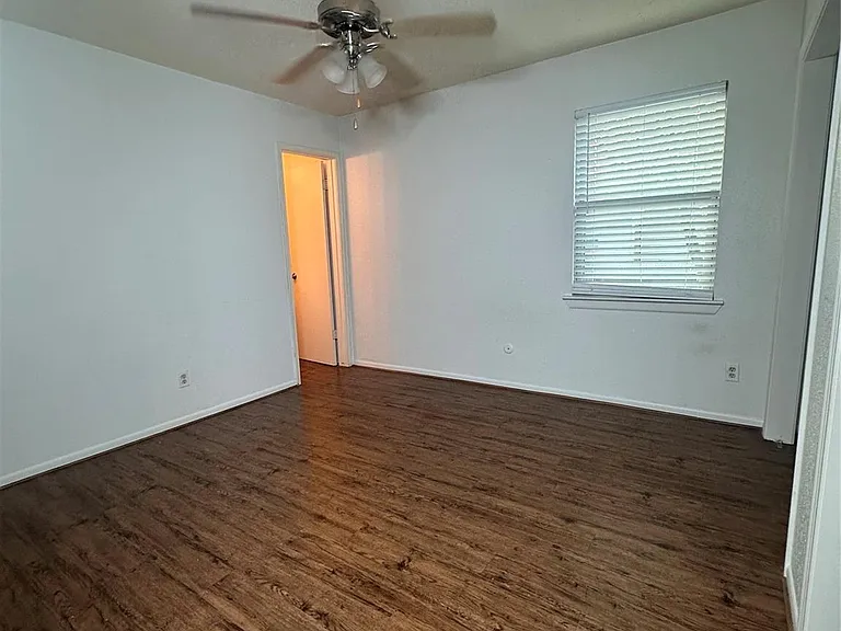 1413 Bonanza Rd #413 — Photo 24