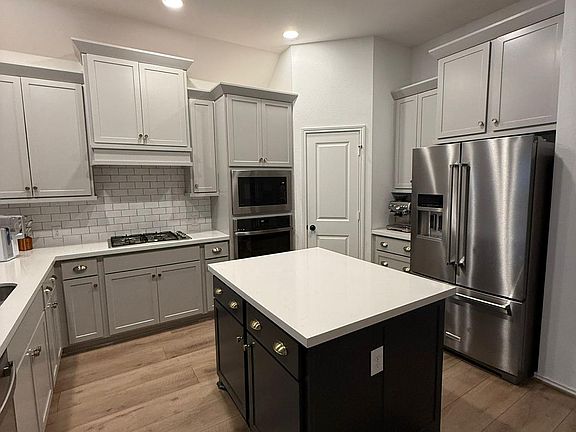 5th image of 2612 San Bautista Way
