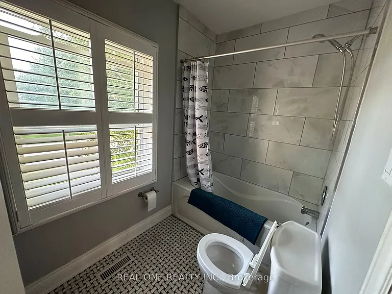 3944 Glamis Ct — Photo 11