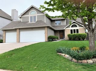 1406 N 160th Ave, Omaha, NE 68118