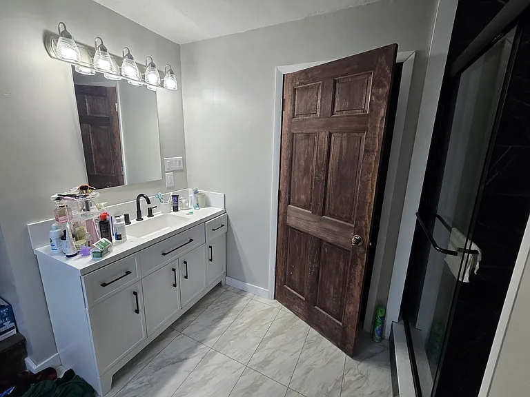 1 Bennetts Point Dr — Photo 14