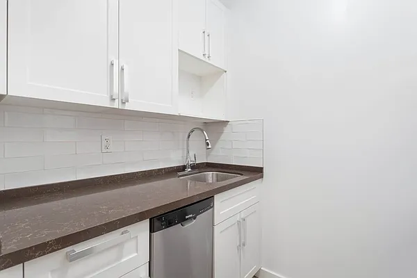 Kitchen, photo 2