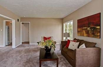 3rd image of 5924 Albemarle St