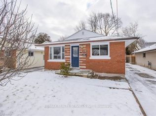 205 Glen Rd, Kitchener, ON N2M 3G3