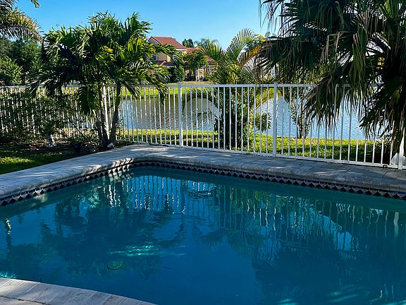 4th image of 9590 Islamorada Ter