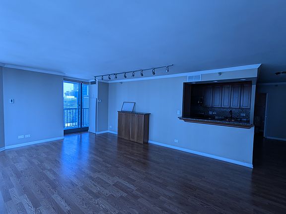 living area view in _08102025