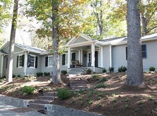 3 Mint Springs Ln, Chapel Hill, NC 27514