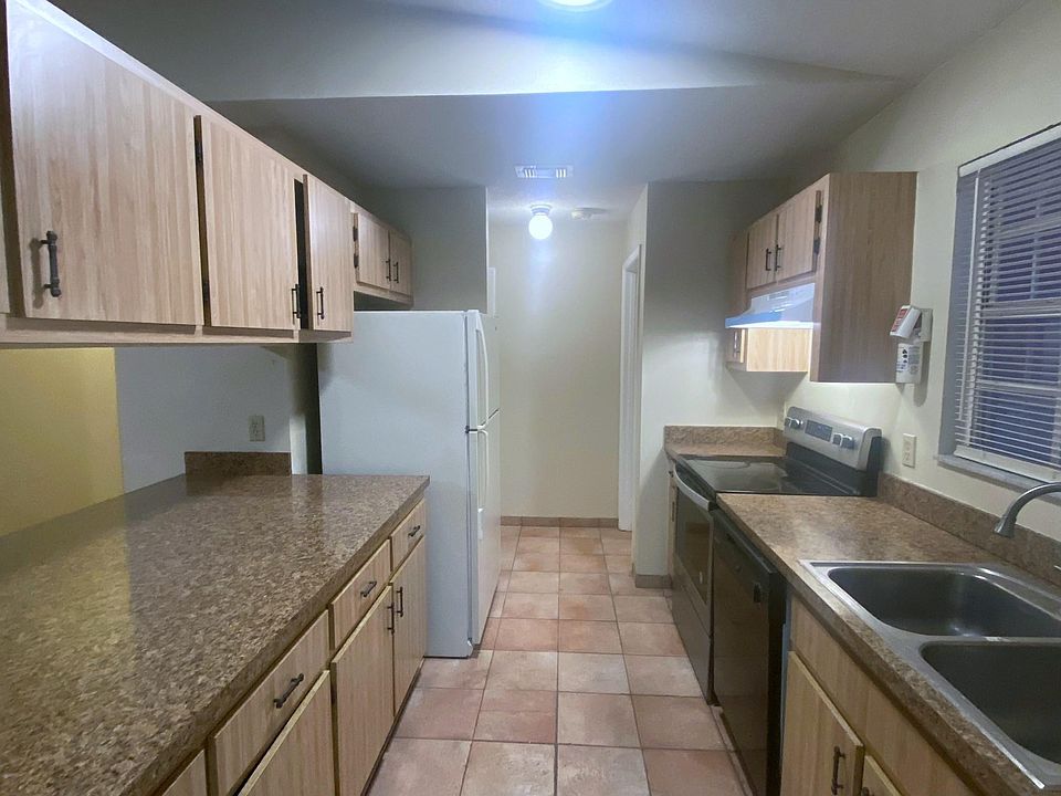 1st image of 5991 Talavera St