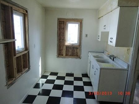 3rd image of 6637 Parrish Ave