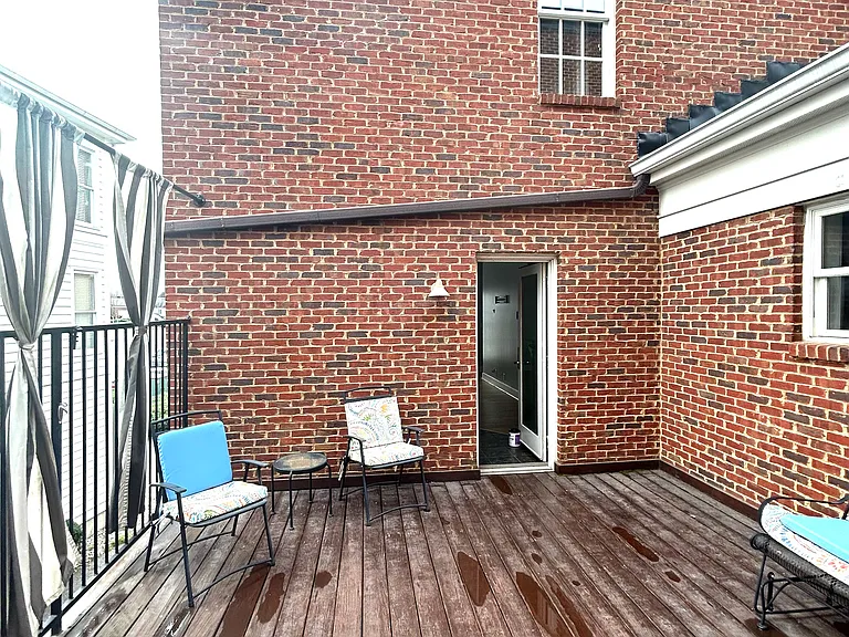 9428 Norton Commons Blvd — Photo 15