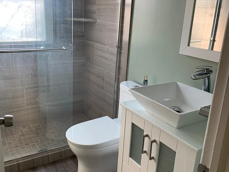 1417 Hoffman Ave — Photo 6
