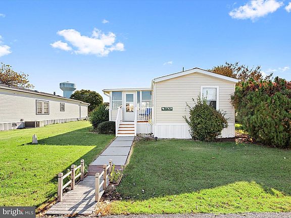 2nd image of 37424 Shady Way