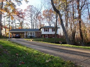 12210 Captains Ct, Woodbridge, VA 22192