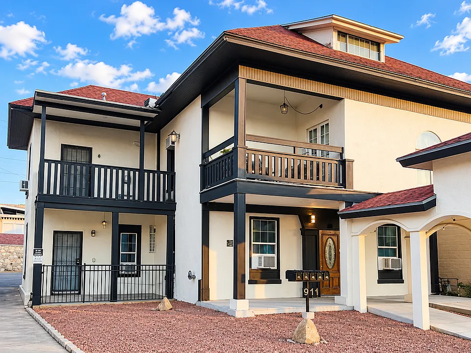 811 Arizona Ave #2