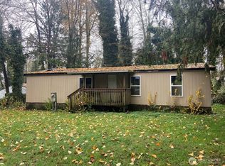 11 NE Davey Jones Ct, Belfair, WA