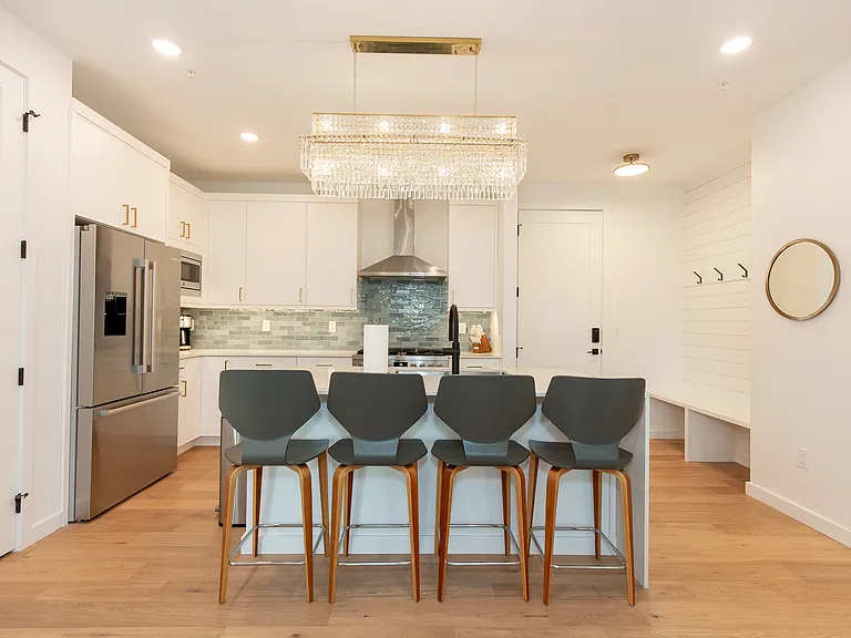 4204 Ravalli St #205 — Photo 3