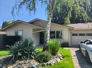 615 SW Sunwood Way, Grants Pass, OR 97526