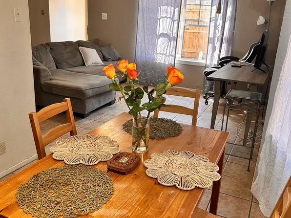 2008 Kirksey Dr APT D, Austin, TX 78741