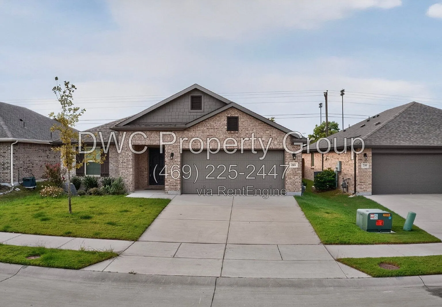 4 bed, 2.0 bath, 2054 sqft, $2,400 — Photo 3