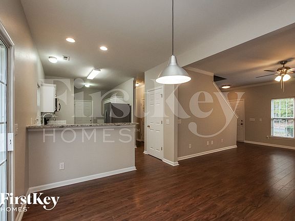 5th image of 6222 Gatesville Ln