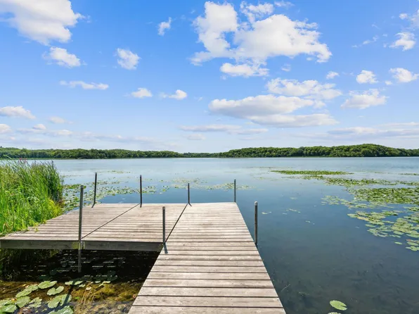 7805 Deer Creek Cir, Maple Plain, MN 55359