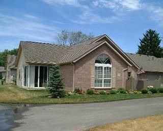 1st image of 1320 Amberlea Dr E