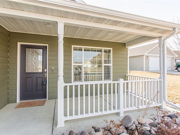 2nd image of 3116 Amelia Cir